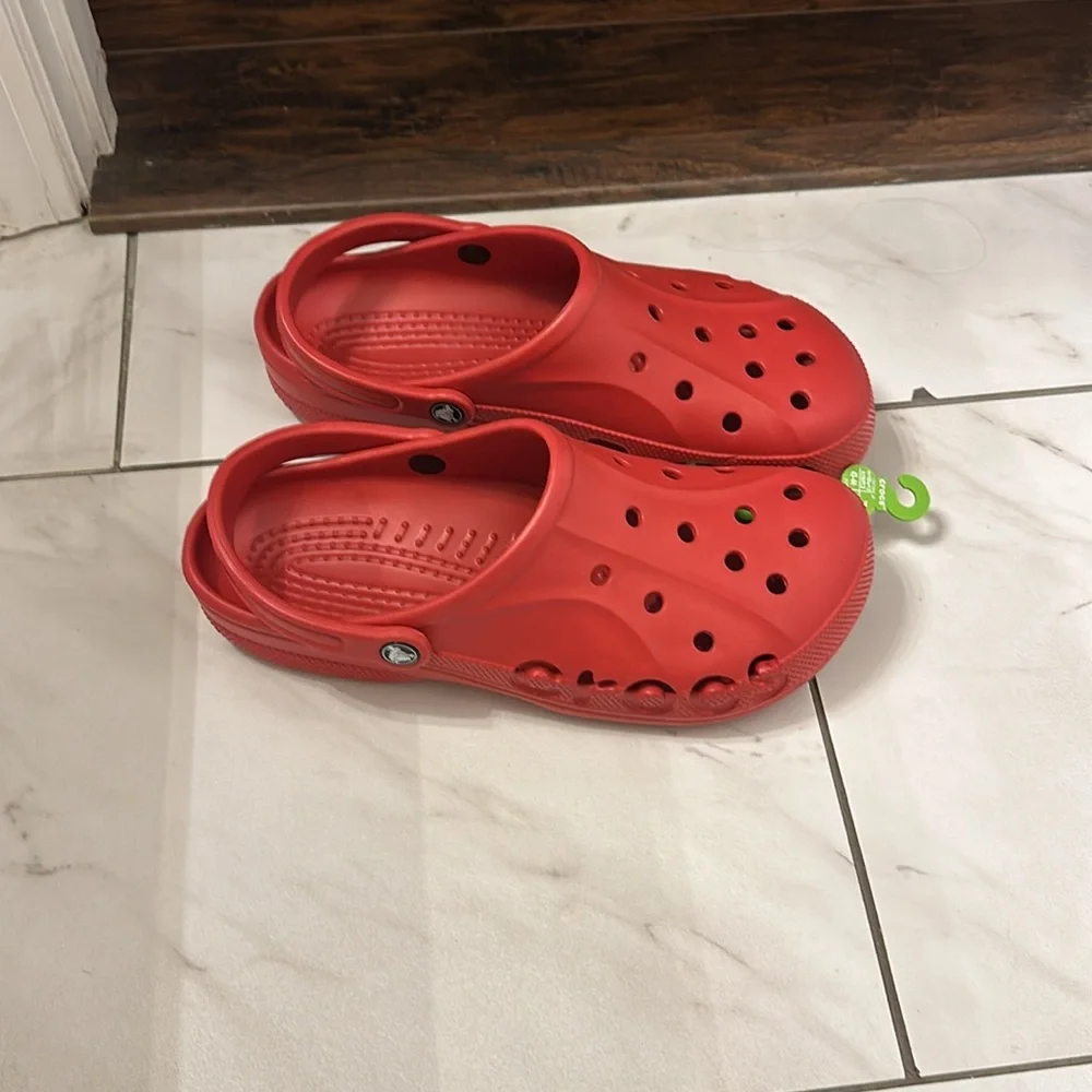 Red Crocs - Picture 2 of 4